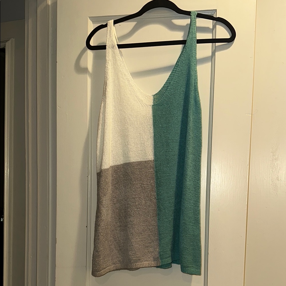 Colorblock Sleeveless Top - Teal, White, and Gray